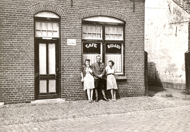 Budelse-drukkerij-Markt-1950-1